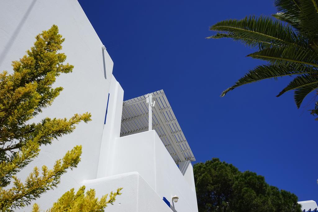 Nicos Studios & Apartments Logaras Bagian luar foto