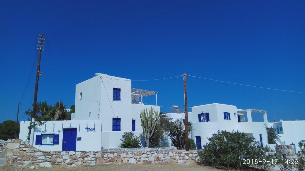 Nicos Studios & Apartments Logaras Bagian luar foto